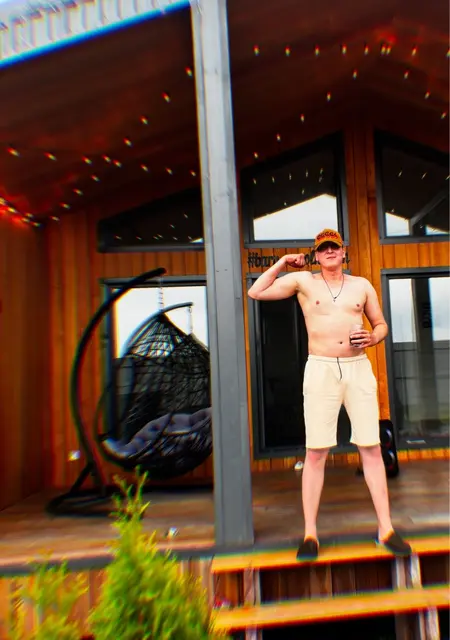 Марк из Лондона, ищу на сайте постоянные отношения