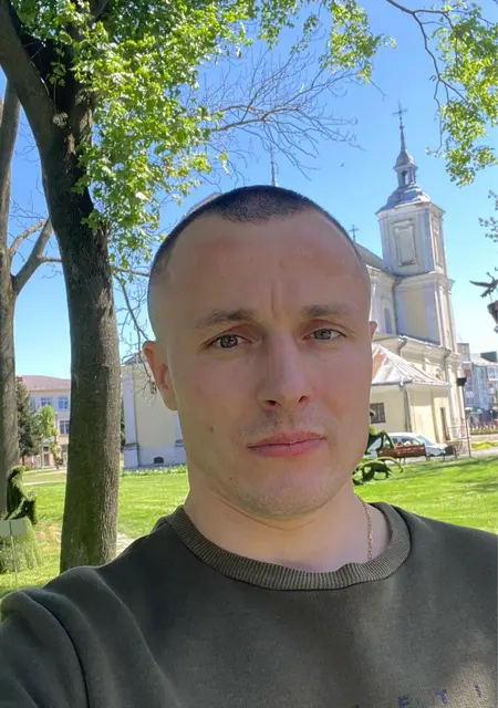 Я Михайло, 31, знакомлюсь без обязательств в Ивано-Франковске