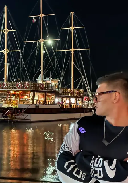 Я Данил, 24, из Вены, ищу знакомство для дружбы