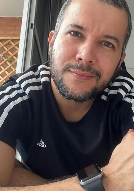 Я Дима, 38, из Дюссельдорфа, ищу знакомство для дружбы