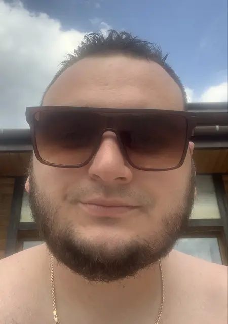 Я Вадим, 30, знакомлюсь для общения в Чернигове