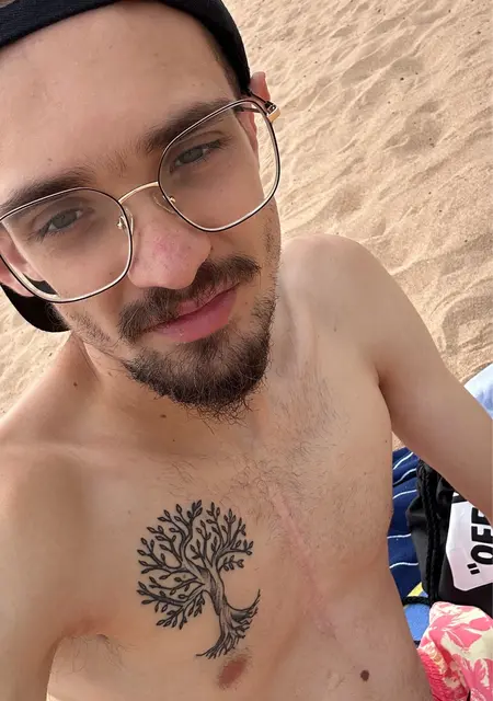 Abián de Santa Cruz de Tenerife, busco en el sitio relación sin ataduras