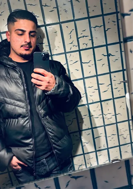 Я Serhat, 23, знакомлюсь для открытые отношения в Вендебург