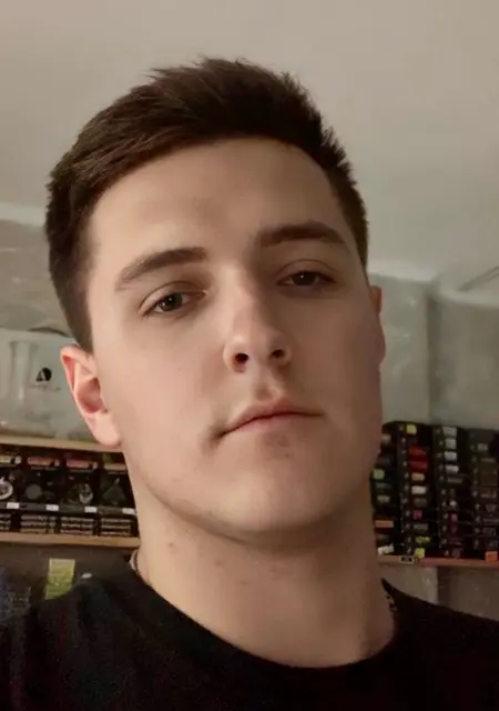 Tod з Одеси, шукаю на сайті знайомства на одну ніч