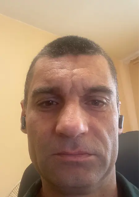 Я Саша, 42, знакомлюсь без обязательств в Ивано-Франковске