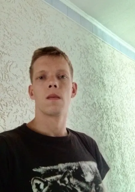 Владислав з Мелітополя, шукаю на сайті знайомства на одну ніч