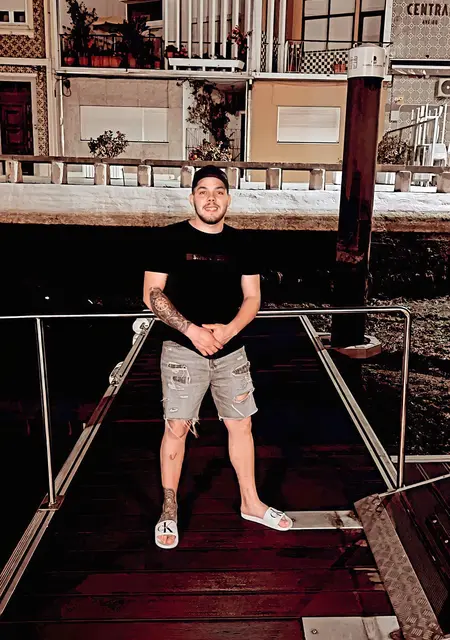 Fabio из Авейру, ищу на сайте постоянные отношения