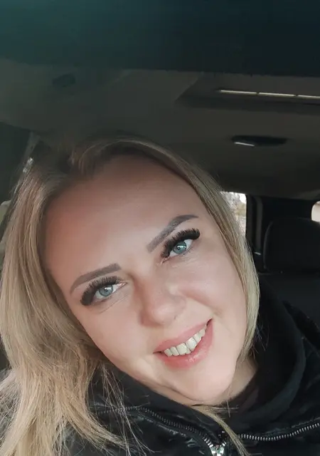 Лена из Киева, ищу на сайте знакомства на одну ночь