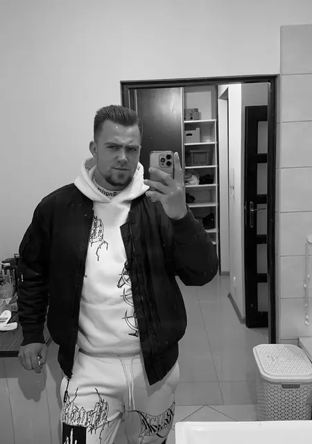 Kacper из Гданьска, ищу на сайте дружбу