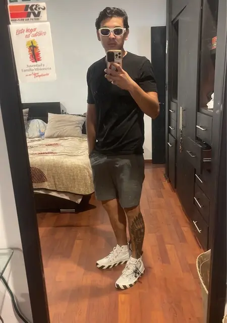 Erick из Морелии, ищу на сайте открытые отношения