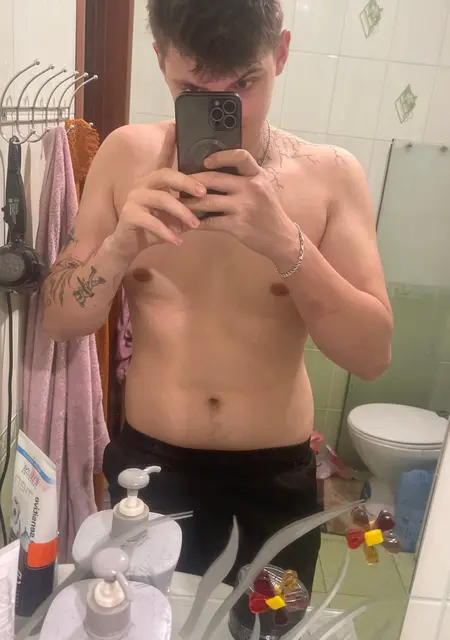 Andrey из Ирпени, мне 21, познакомлюсь для вирта