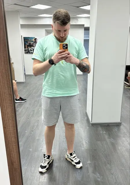 Я Артем, 29, из Франкфурта-на-майне, ищу знакомство для дружбы