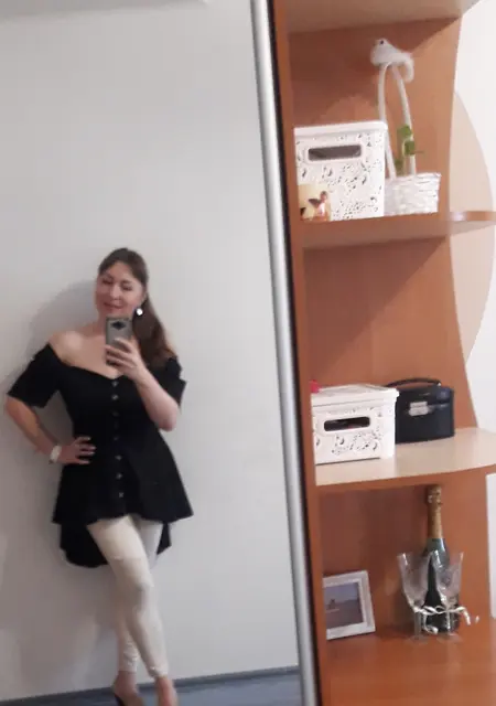 Я Іна, 41, знакомлюсь для вирта в Львове