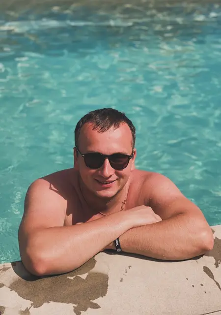 Любомир из Львова, ищу на сайте знакомства на одну ночь