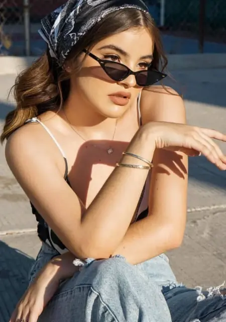 Mia з Києва, шукаю на сайті спілкування