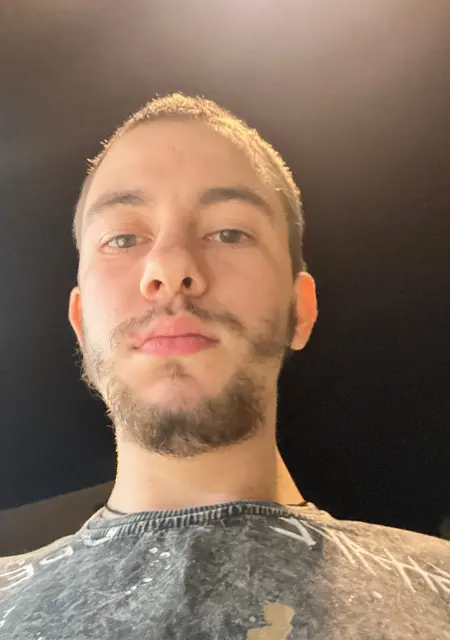 Я Tigran, 21, из Назарет, ищу знакомство для совместных путешествий