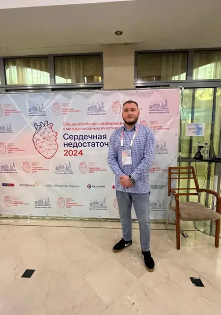 Я Кирилл, 26, из Харцызска, ищу знакомства без обязательств