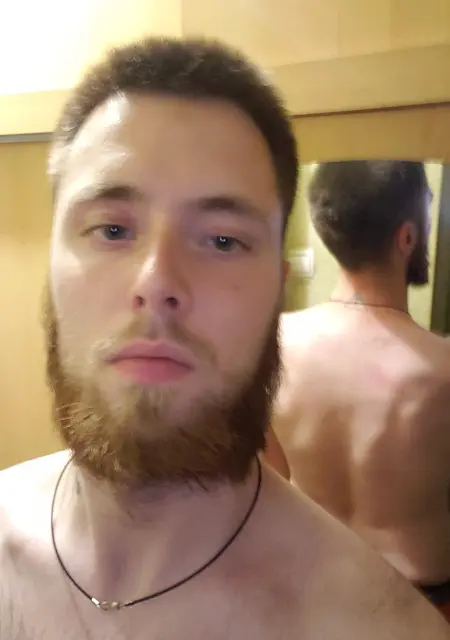 Я Макс, 27 років з Івано-Франківська, шукаю знайомства на одну ніч