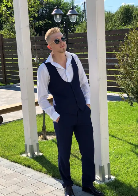 Я Дмитро, 27, из Ивано-Франковска, ищу знакомства на одну ночь