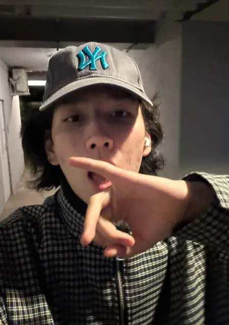 Я Oskar, 20, знакомлюсь без обязательств в Познани