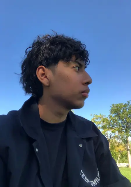 Myke de Sevilla, busco en el sitio lío de una noche