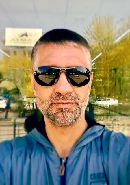 Alex из Черкасс, мне 48, познакомлюсь для вирта