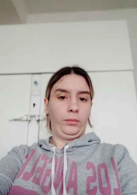 Анна з Макіївка, мені 28 років, познайомлюсь без зобов'язань