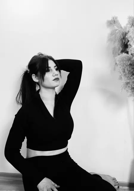 Anna з Одеси, шукаю на сайті вірт