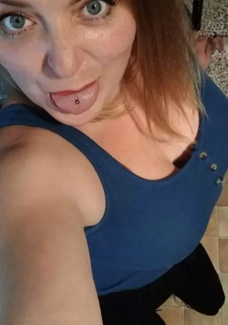 I'm Laura, 39, looking to meet in London