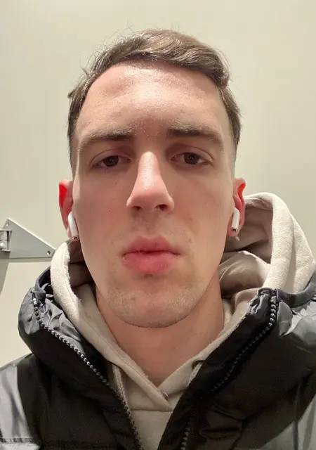 Я Мен, 23, из Кропивницкого, ищу знакомства на одну ночь