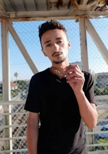 Joo из Лиссабона, мне 25, познакомлюсь