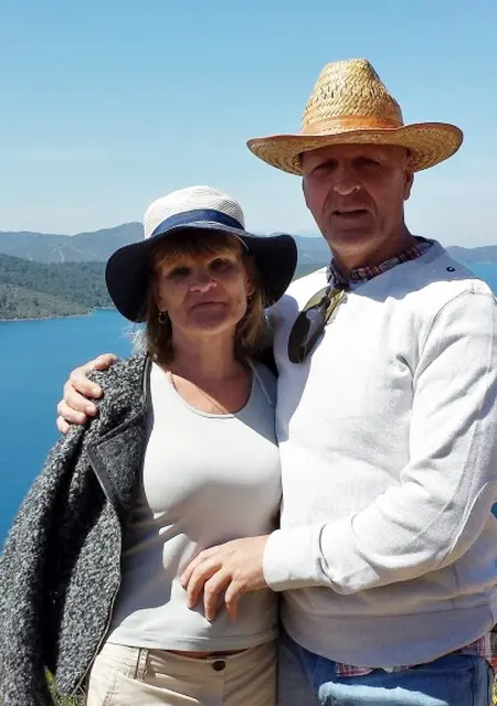 I'm Manvidas, 64, looking to meet for one-night stand in Nottingham