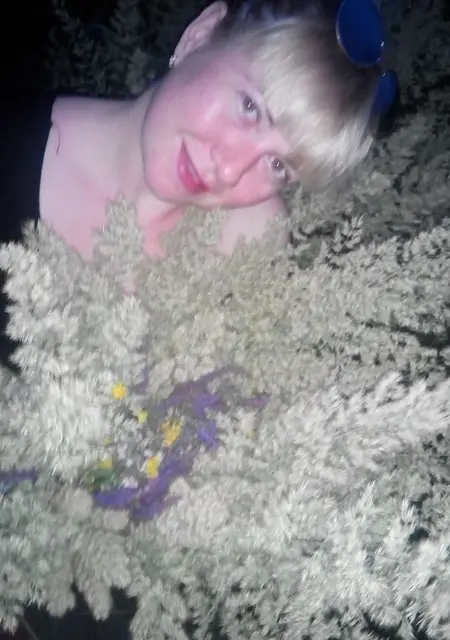 Натали из Луганска, ищу на сайте приятное времяпровождение