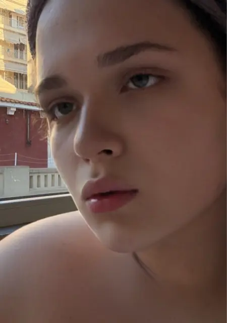 Я Лиана, 18, из Киева, ищу знакомства на одну ночь