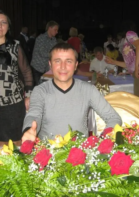 Александр из Днепра, ищу на сайте знакомства без обязательств