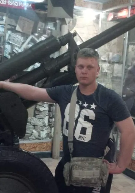 Артур з Чернігова, мені 32 років, познайомлюсь на одну ніч