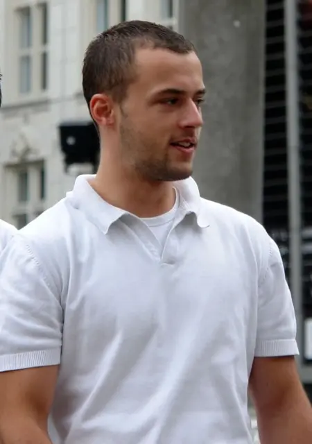 Я Артур, 34, знакомлюсь без обязательств в Дятлово