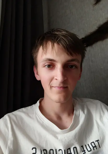 Артур Журбенко из Александрии, мне 25, познакомлюсь для приятного времяпровождения