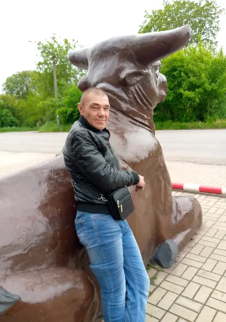 Юрка з Макіївки, шукаю на сайті знайомства на одну ніч