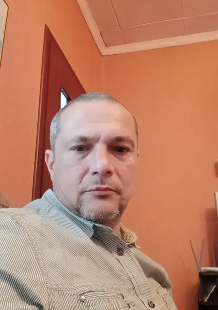 Я Вячеслав, 50 років, знайомлюсь без зобов'язань у Макіївці