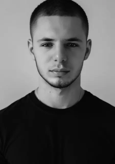 Я Danik, 21 років з Луцька, шукаю знайомства без зобов'язань