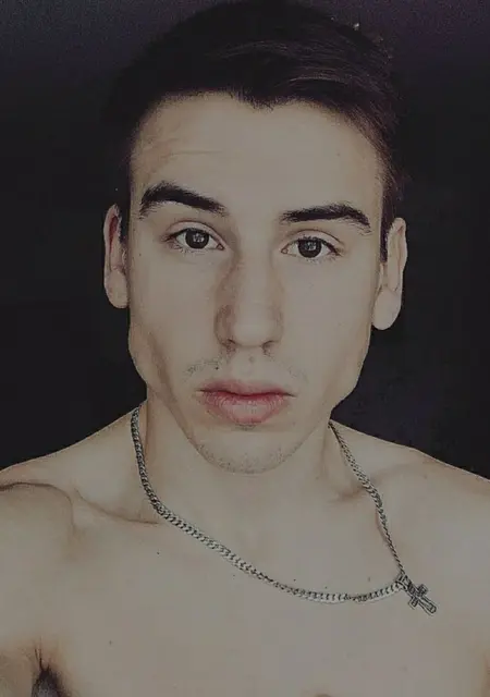 Я Кирилл, 25 років, знайомлюсь для спілкування у Одесі