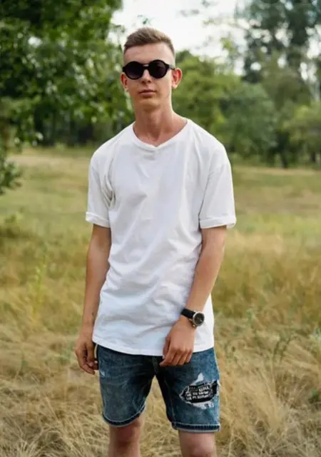 Богдан з Луцька, мені 25 років, познайомлюсь без зобов'язань