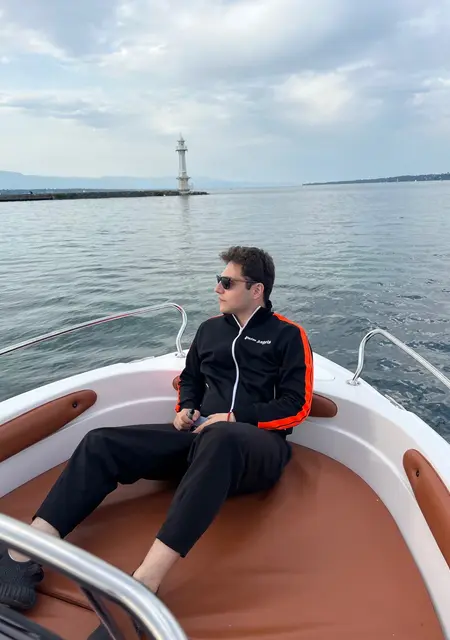 Герргий из Берна, мне 23, познакомлюсь без обязательств