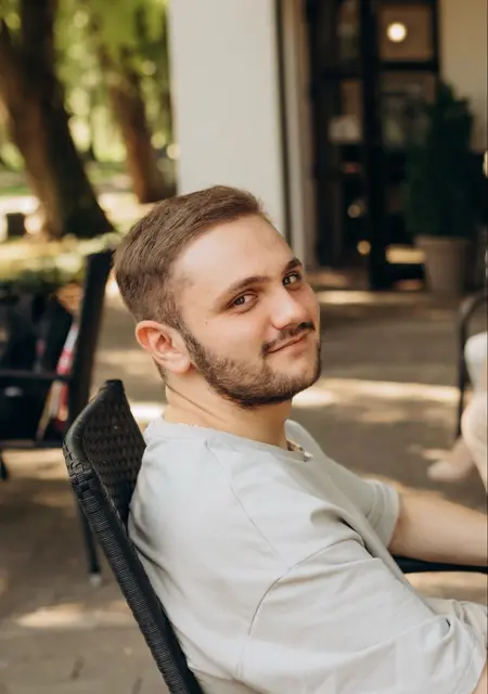 Nazariy з Тернополя, мені 27 років, познайомлюсь для відкриті стосунки