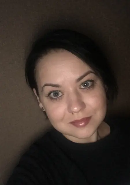 Я Юлія, 35, знакомлюсь для открытые отношения в Ровно