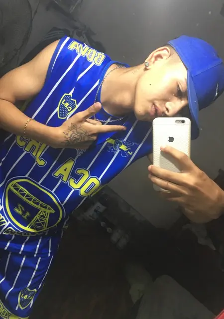 Isaias из Буэнос-айреса, ищу на сайте знакомства на одну ночь