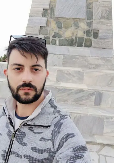 Thiodore Sandos из Афин