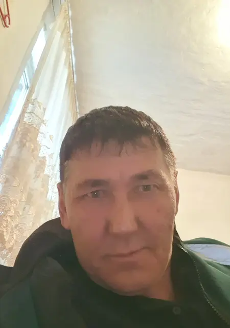 Мак из Алматы, мне 50, познакомлюсь для общения