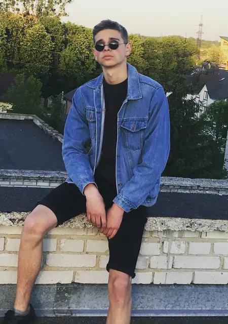 Лев из Львова, мне 23, познакомлюсь на одну ночь